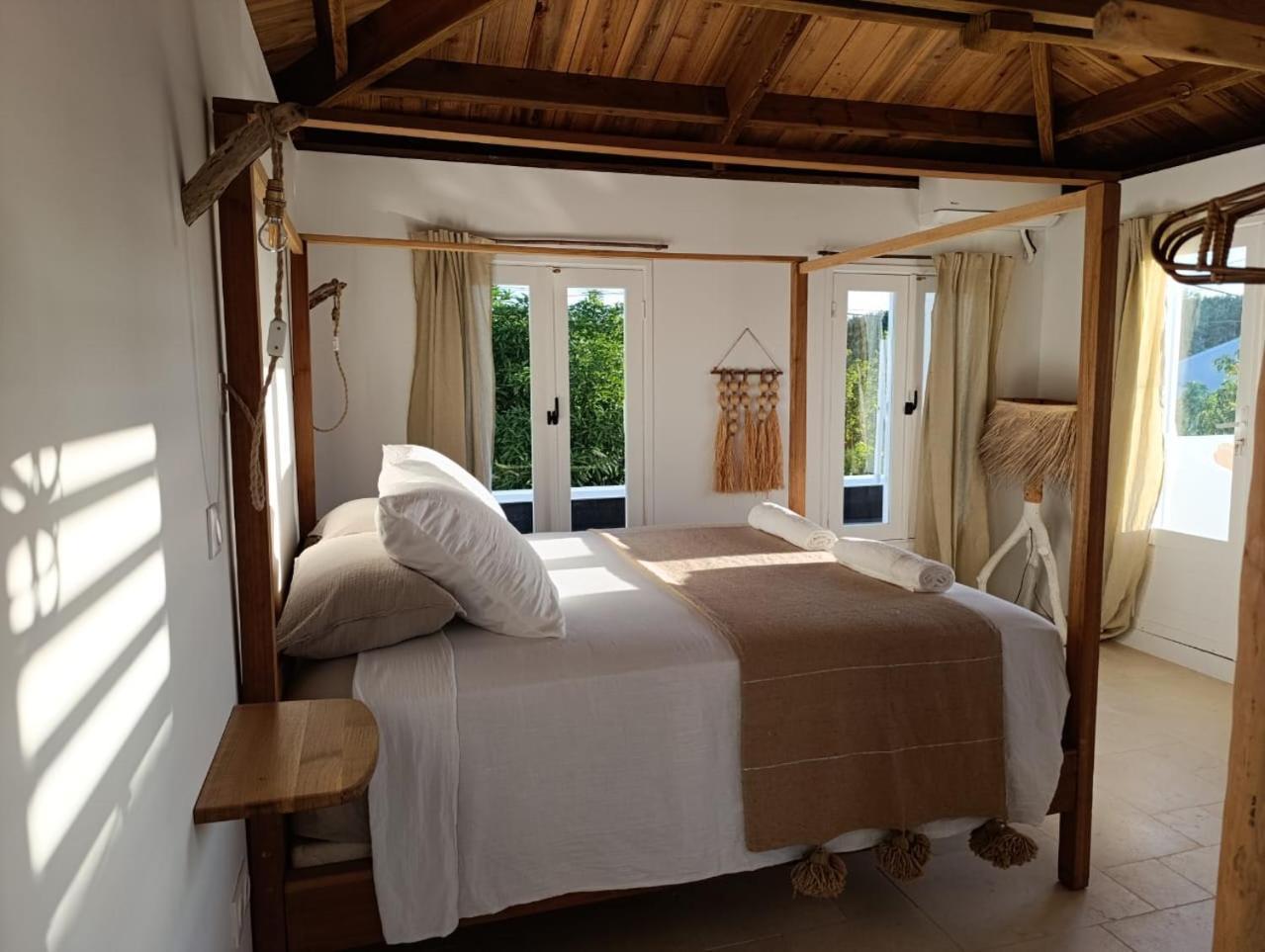 La Kaz Banian Hotel Saint Pierre Bagian luar foto